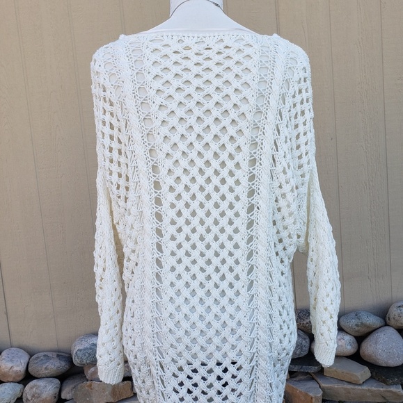 Knitted Tops - Picture 3 of 4